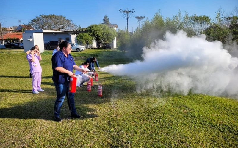 Treinamento de Prevenção e Combate a Princípios de Incêndio